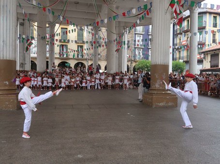 Ordizia Haurren aurreskua