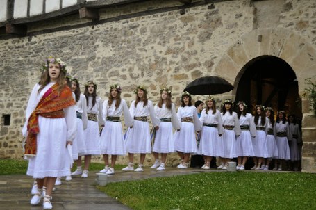 San Joan esku-dantza