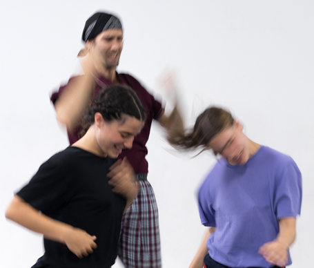 Paula Parra: The bleeding issue Paula Parra: The bleeding issue