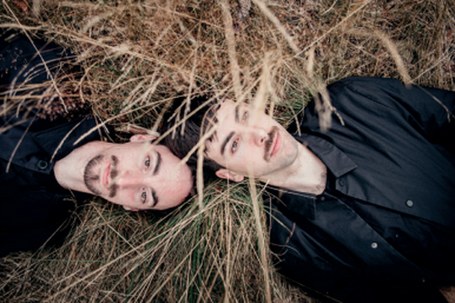 Led Silhouette: Analëmma