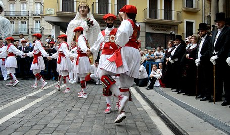 Hiru Burguen soka-dantza