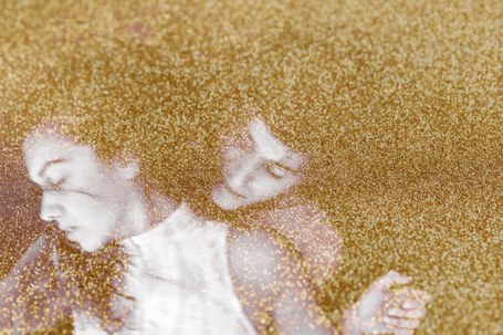 Mari Zaunka: Erreka ondoan, bi gezur