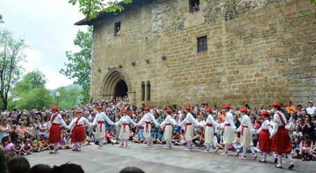 Antioko ezpata-dantza eta soka-dantza