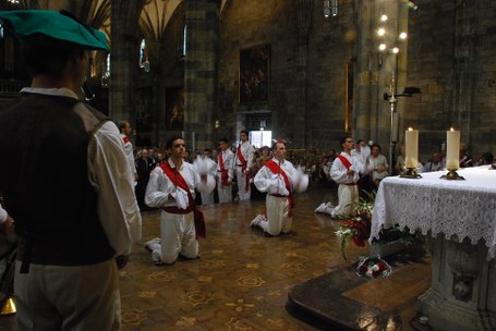 Ezpata-dantza eta aurreskua