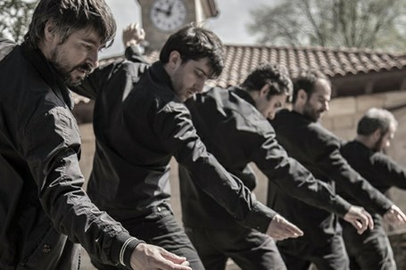 Tio Teronen semeak: Festamentua