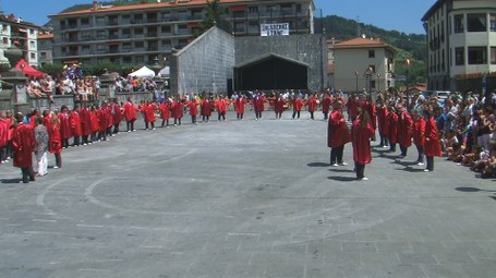 Axeri-dantza eta soka-dantza