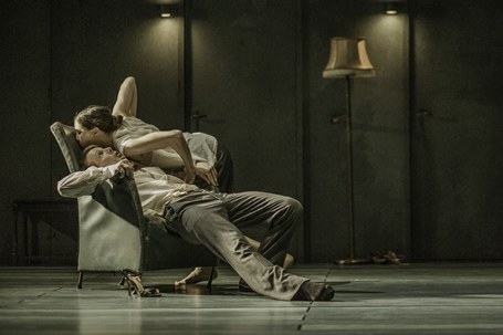 Diptych: The Missing Door y The Lost Room