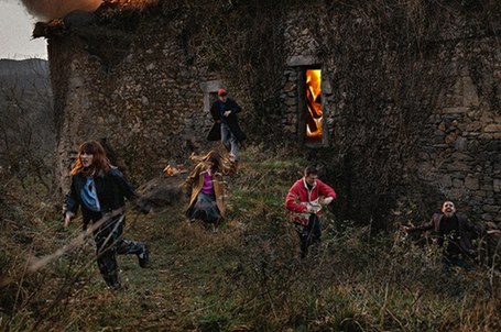 Led Silhouette + Iruñeko Ganbara Abesbatza: Noces