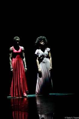 Aïda Colmenero Dïaz: She poems