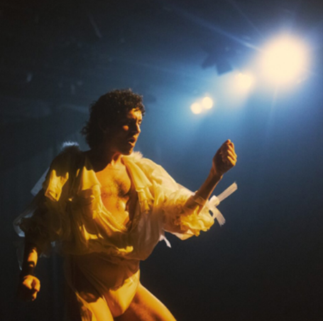 Alberto Cortés: One night at the golden bar