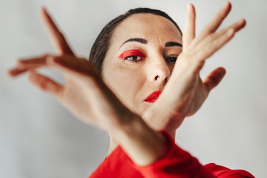 Ana Morales: Cuerda floja (zatiak)