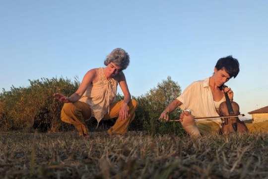 Ane Arrugaeta y Clau_topia: Ixalak