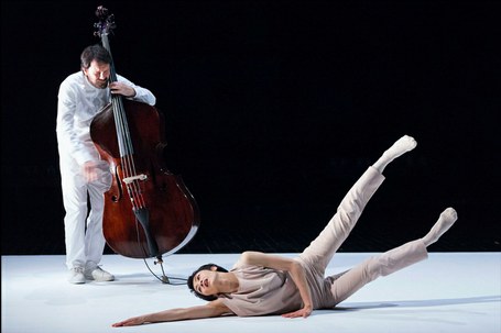 Antonio Ruz konpainia: Double Bach Antonio Ruz konpainia: Double Bach