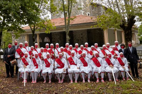 Arrateko Amaren dantzak