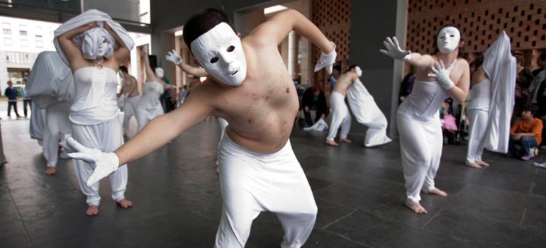 Asociación Artística Despertar los Sentidos: Juego, arte y sensibilidad