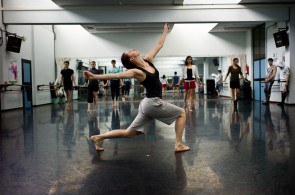 Atalak XXVI: Dantzaz Konpainia