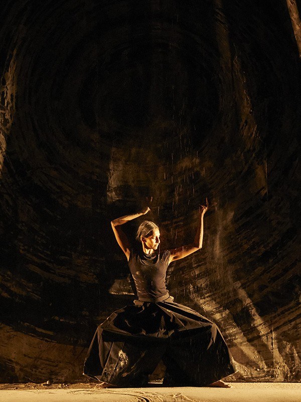 Aurélien Bory + Shantala Shivalingappa: aSH