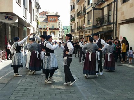 Beasaingo XIX. Dantza Topaketa