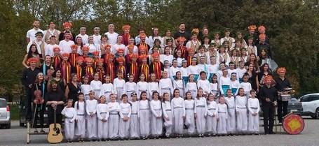 Burgaintzi taldearen emanaldia