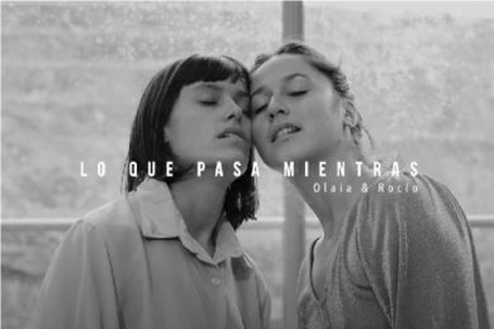 Cía. Analógica: Lo que pasa mientras