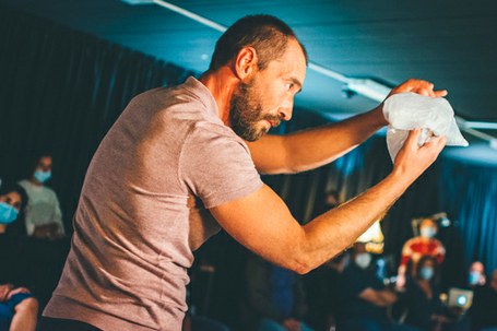 Cielo Raso: Née (estreinaldia)