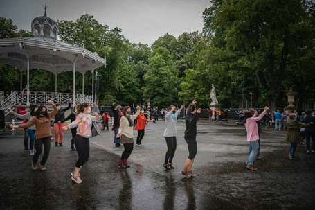 Gasteiz Dantza Plazan Gasteiz Dantza Plazan