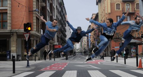 Kukai Dantza & Brodas Bross: Topa