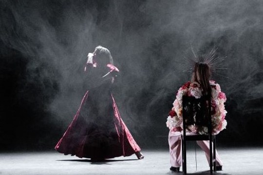 Dama de vidrio: Bestias heridas o si Dios fuese una 'mujer'
