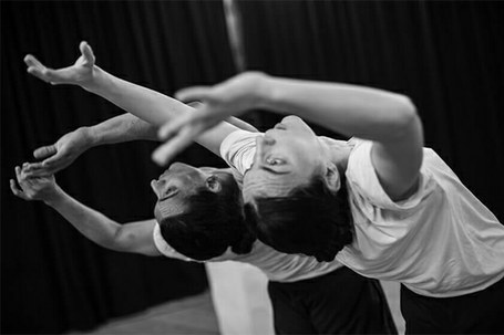 Denis Martínez Roque: Gravedad zero (estreinaldia)