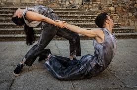 DeXeito + Amaia Elizaran + Neønymus: 77.000 + Iraun