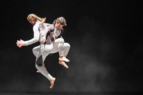 Dinamo: Elektrical Body