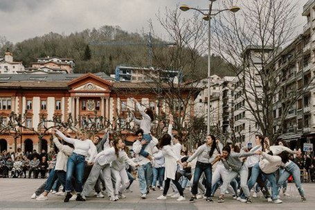 Dantzaren Nazioarteko Eguna Eibarren