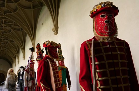 Erakusketa: Kalapita eta harramantza