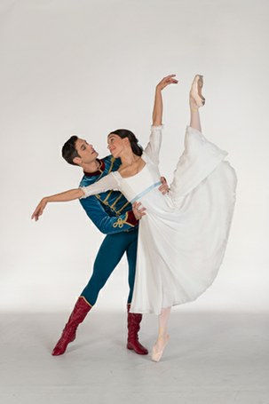 Espainiako Dantza Konpainia Nazionala: Intxaur-hauskailua