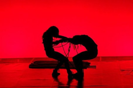 Eva Guerrero + Proyecto Larrua