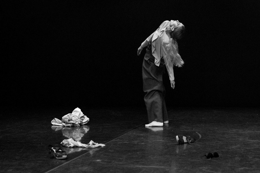 Helena Wilhelmsson: Trembling Frequencies