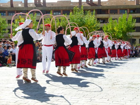 Hitzaldia: "Iurretako dantzei buruz"