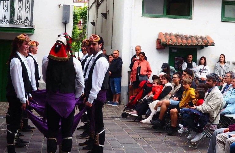 Hondarribia dantzan