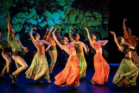 Ibérica de Danza: Celebración & Gaudí dance Experience