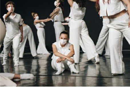 Iker Murillo Studio 24 eskolaren emanaldia