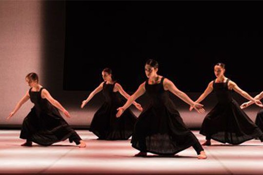 It Dansa: The Prom + Wad Ras + Lo que no se ve + Kaaash