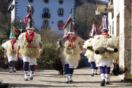 Joaldunak eta mozorroak Joaldunak eta mozorroak