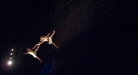 Kalealdia: La Glo zirko dantza konpainia Kalealdia: La Glo zirko dantza konpainia