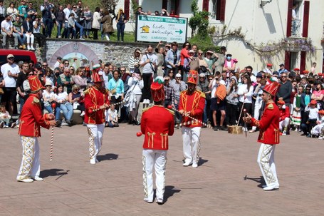 Karrikaldi: Makilari lehiaketa