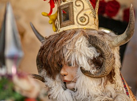 Komedia, epaiketa eta satitra soziala: Monsieur Carnaval-etik San Pantzar-era