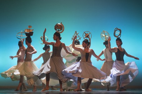 [Bertan behera] Kresala: Amoria & Dolore