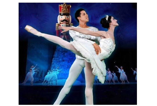 Kubako Ballet Klasikoa: Intxaur hauskailua