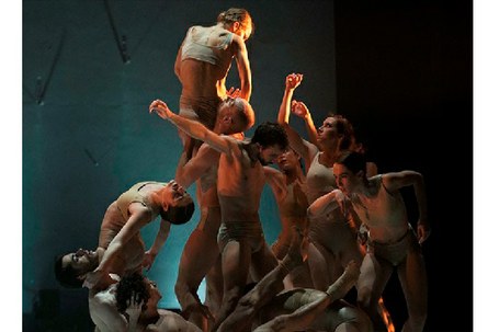 LaMov: La voz eterna