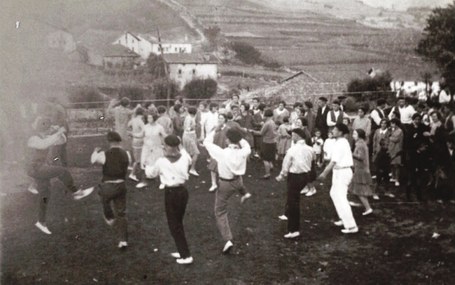 Larraungo herri-dantzen tailerra