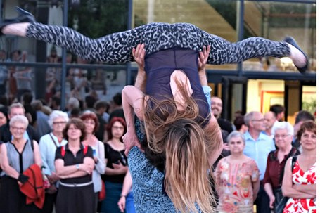 Le Grand Jeté!: Coup de foudre à Biarritz